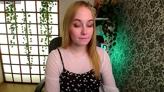 LianaBright online show from 12-11-24, 02:30