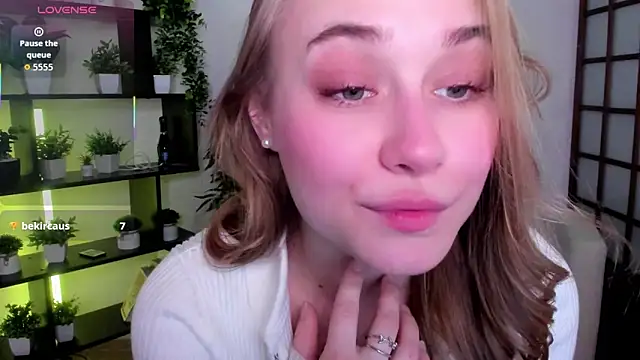 LianaBright online show from 03-05-26, 01:56