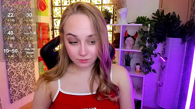 LianaBright online show from 04-22-26, 01:52