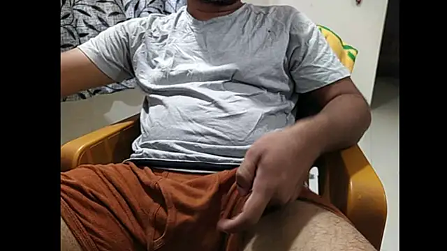 Snapshot of jimmy_indian_bull chatting on 03-20-25, 10:07 jimmy indian bull online show from 03-20-25, 10:07