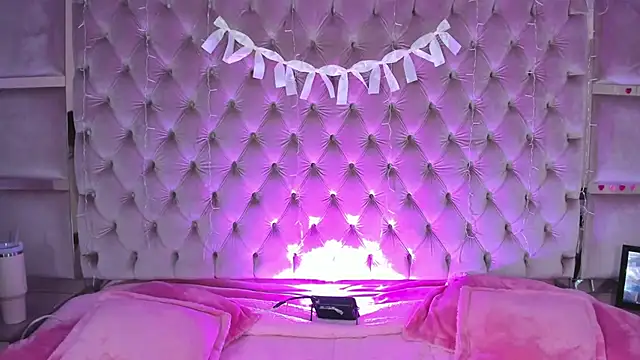 Snapshot of Harii_02 chatting on 02-11-25, 04:44 Harii 02 online show from 02-11-25, 04:44