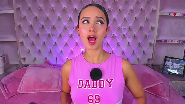 Snapshot of Harii_02 chatting on 10-10-25, 07:57 Harii 02 online show from 10-10-25, 07:57