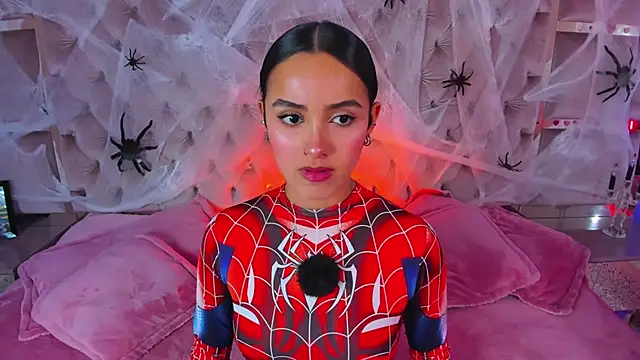 Snapshot of Harii_02 chatting on 10-24-25, 07:32 Harii 02 online show from 10-24-25, 07:32