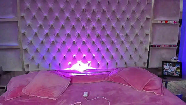 Snapshot of Harii_02 chatting on 11-09-25, 07:56 Harii 02 online show from 11-09-25, 07:56