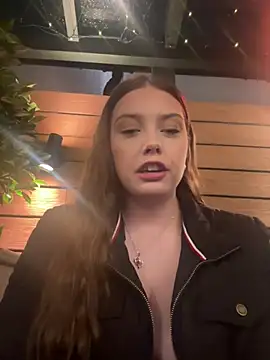 Snapshot of Krystal_Tx chatting on 02-21-25, 07:43 Krystal Tx online show from 02-21-25, 07:43