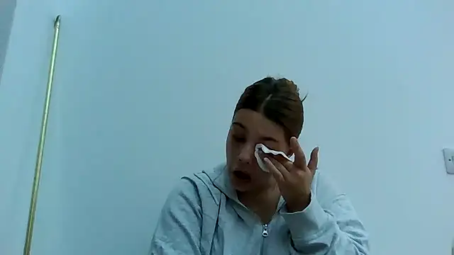 Snapshot of Krystal_Tx chatting on 10-11-25, 07:18 Krystal Tx online show from 10-11-25, 07:18