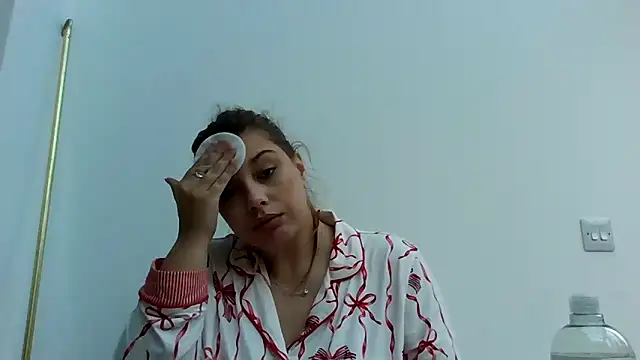 Snapshot of Krystal_Tx chatting on 10-17-25, 07:22 Krystal Tx online show from 10-17-25, 07:22