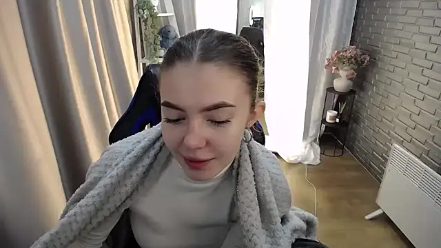 Ritaneer online show from 10-15-25, 08:14