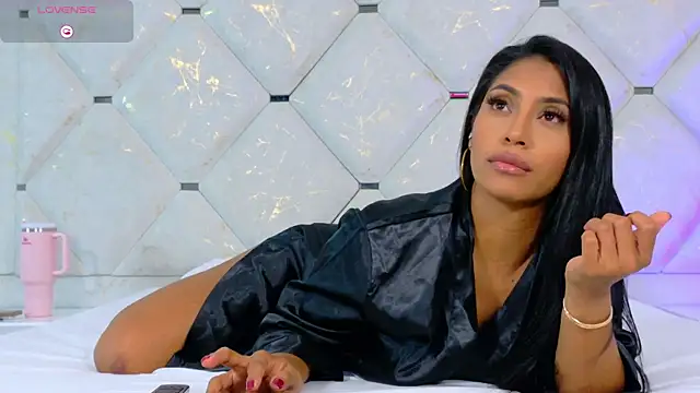 Anna risse online show from 10-03-25, 05:04