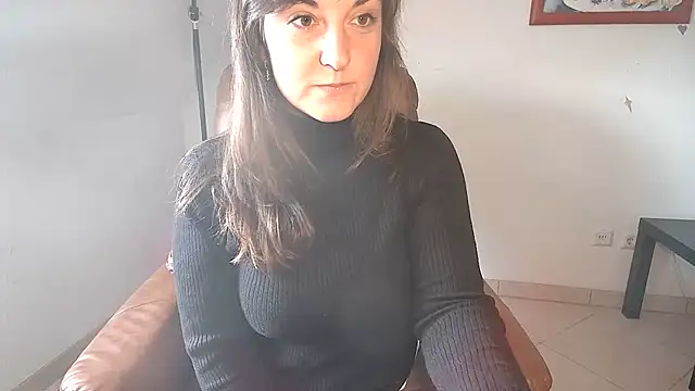 Snapshot of stunning_Rosi chatting on 01-29-25, 11:09 stunning Rosi online show from 01-29-25, 11:09