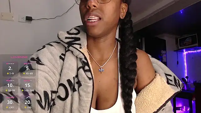 CoccoBele69 online show from 02-11-26, 04:50