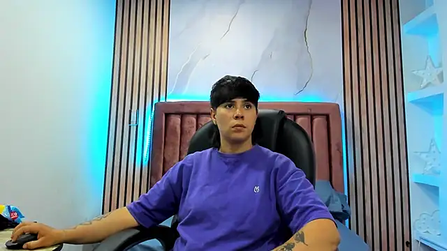 AbbySmiitth  online show from 03-14-25, 07:12