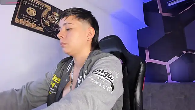 AbbySmiitth  online show from 09-20-25, 07:15