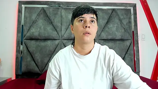 AbbySmiitth  online show from 04-22-26, 09:49