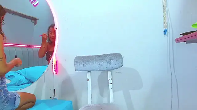 Snapshot of minimi_naty chatting on 12-09-24, 07:29 minimi naty online show from 12-09-24, 07:29