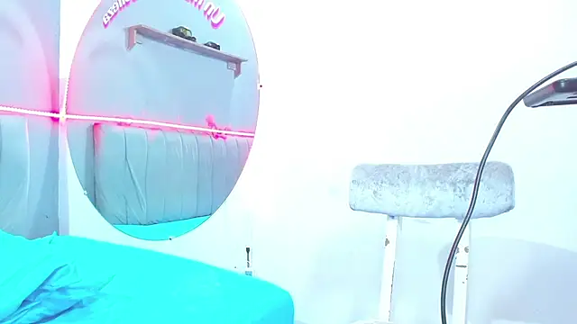 Snapshot of minimi_naty chatting on 12-27-24, 10:37 minimi naty online show from 12-27-24, 10:37