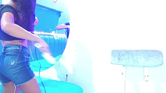 Snapshot of minimi_naty chatting on 02-03-25, 07:31 minimi naty online show from 02-03-25, 07:31