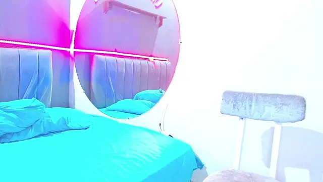 Snapshot of minimi_naty chatting on 02-10-25, 10:30 minimi naty online show from 02-10-25, 10:30