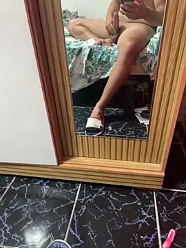 Snapshot of pvdjstt chatting on 10-21-25, 11:22 pvdjstt online show from 10-21-25, 11:22