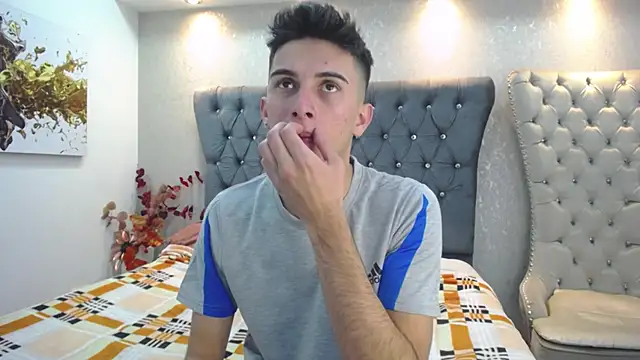 Snapshot of MrWilliseo chatting on 01-07-25, 10:30 MrWilliseo online show from 01-07-25, 10:30