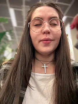 meow girl online show from 09-14-25, 12:59