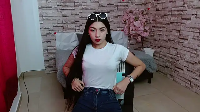 Snapshot of Vanse_lust chatting on 12-20-24, 03:53 Vanse lust online show from 12-20-24, 03:53