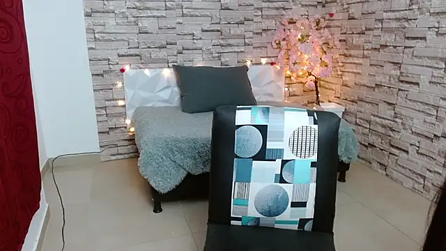 Snapshot of Vanse_lust chatting on 12-21-24, 01:47 Vanse lust online show from 12-21-24, 01:47