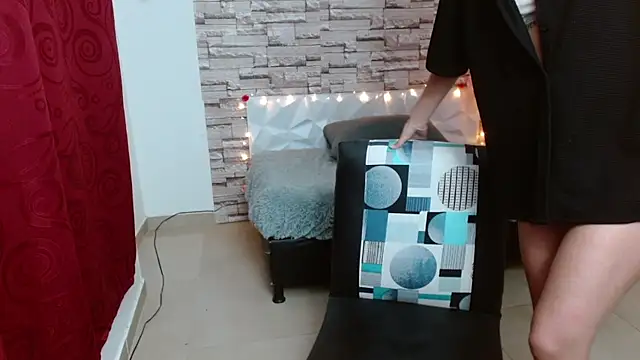 Snapshot of Vanse_lust chatting on 01-07-25, 11:14 Vanse lust online show from 01-07-25, 11:14