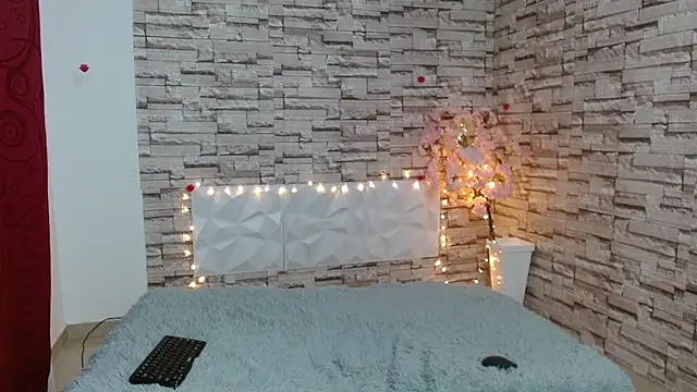 Snapshot of Vanse_lust chatting on 01-10-25, 11:18 Vanse lust online show from 01-10-25, 11:18