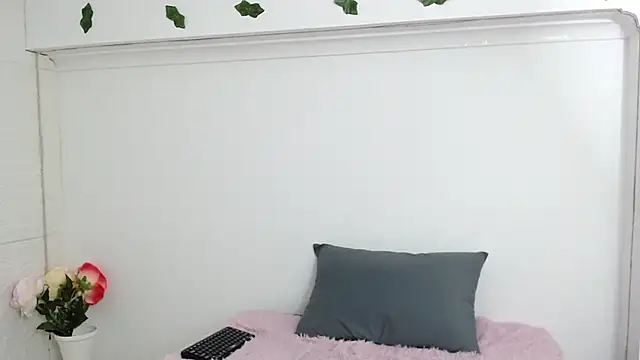 Vanse lust online show from 01-28-25, 12:36