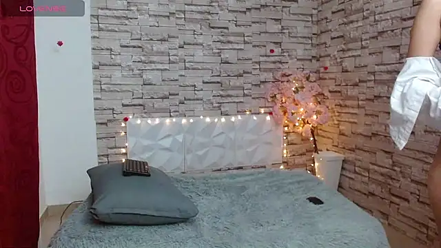 Snapshot of Vanse_lust chatting on 02-04-25, 05:10 Vanse lust online show from 02-04-25, 05:10