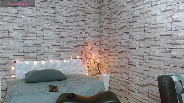 Snapshot of Vanse_lust chatting on 03-11-25, 10:42 Vanse lust online show from 03-11-25, 10:42