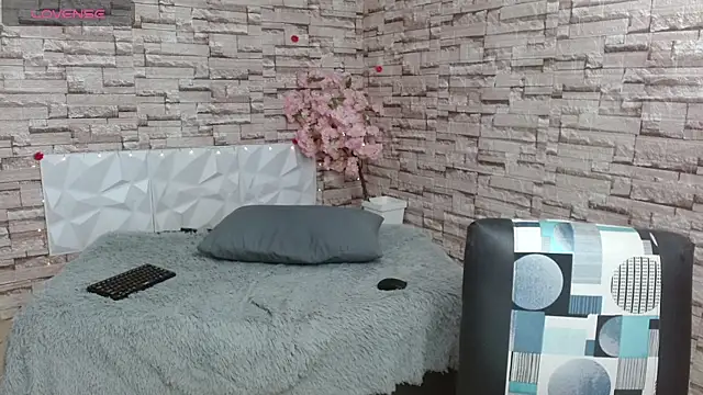 Snapshot of Vanse_lust chatting on 03-14-25, 01:27 Vanse lust online show from 03-14-25, 01:27