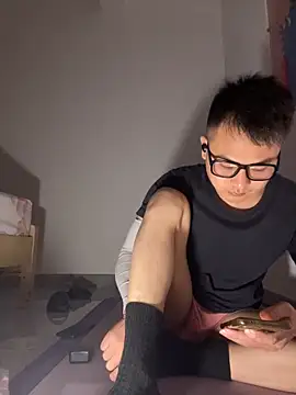 lixiaoshuai8 online show from 03-16-25, 03:06