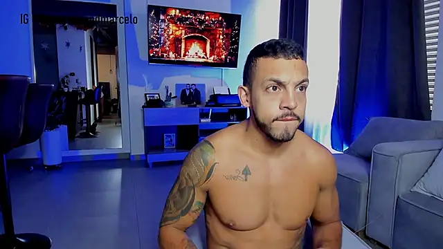 Snapshot of Maximo_Marcelo chatting on 12-31-24, 12:04 Maximo Marcelo online show from 12-31-24, 12:04