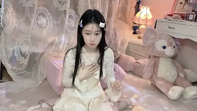 JennieKim RoseannePark online show from 12-17-24, 02:22