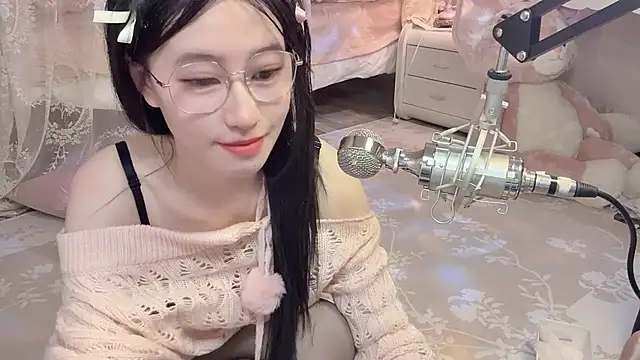 JennieKim RoseannePark online show from 12-20-24, 07:28