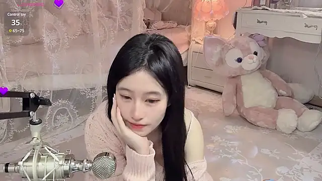 JennieKim RoseannePark online show from 12-22-24, 06:28