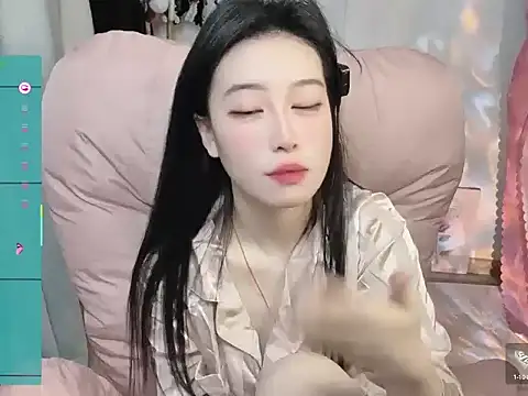 JennieKim RoseannePark online show from 01-20-25, 02:46