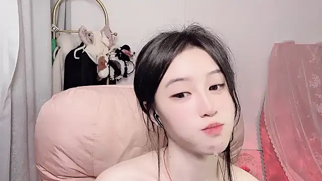 JennieKim RoseannePark online show from 02-04-25, 05:34