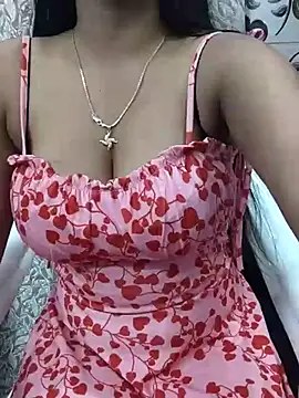 Snapshot of Ishaani_0 chatting on 02-14-25, 11:53 Ishaani 0 online show from 02-14-25, 11:53