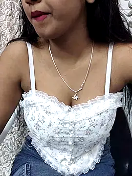 Snapshot of Ishaani_0 chatting on 02-16-25, 12:10 Ishaani 0 online show from 02-16-25, 12:10