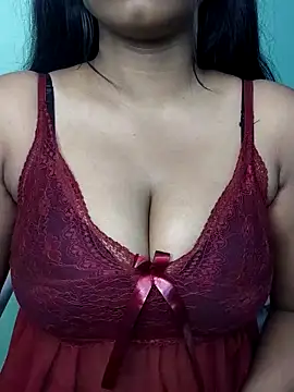 Ishaani 0 online show from 12-18-25, 06:14