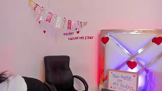 HayamiKioto online show from 02-04-25, 12:33