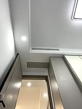 Snapshot of xyebobs chatting on 10-12-25, 03:00 xyebobs online show from 10-12-25, 03:00