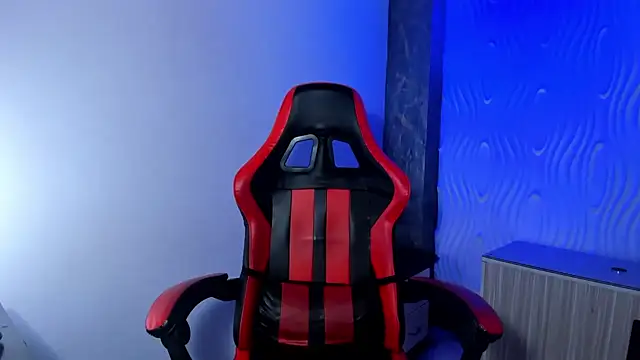 zoe connor19 online show from 11-10-25, 08:19