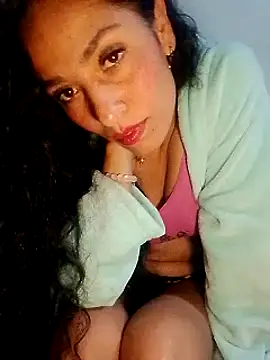 chloewildd  online show from 12-12-24, 03:32