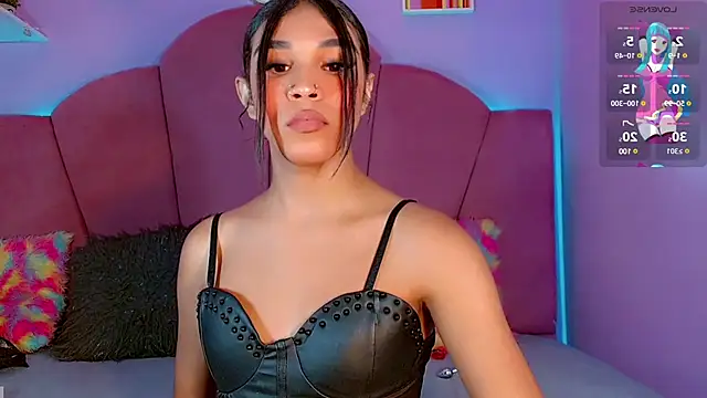 Snapshot of ValentinaMarinn chatting on 12-12-24, 08:43 ValentinaMarinn online show from 12-12-24, 08:43