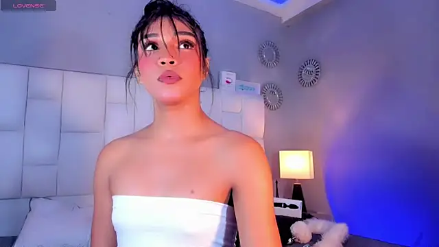 Snapshot of ValentinaMarinn chatting on 12-30-24, 10:01 ValentinaMarinn online show from 12-30-24, 10:01
