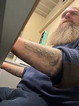 Ice mannHH online show from 02-06-26, 01:47